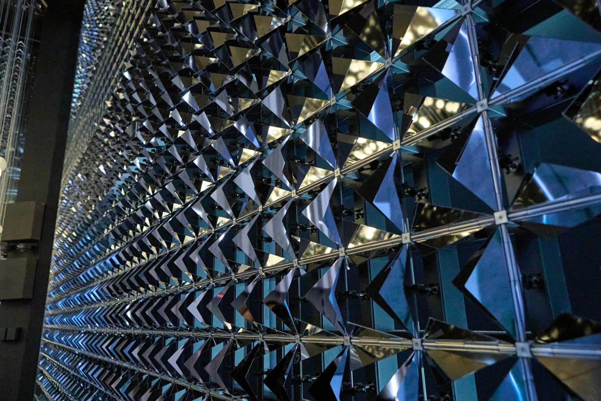 Kinetic Wall KWSA