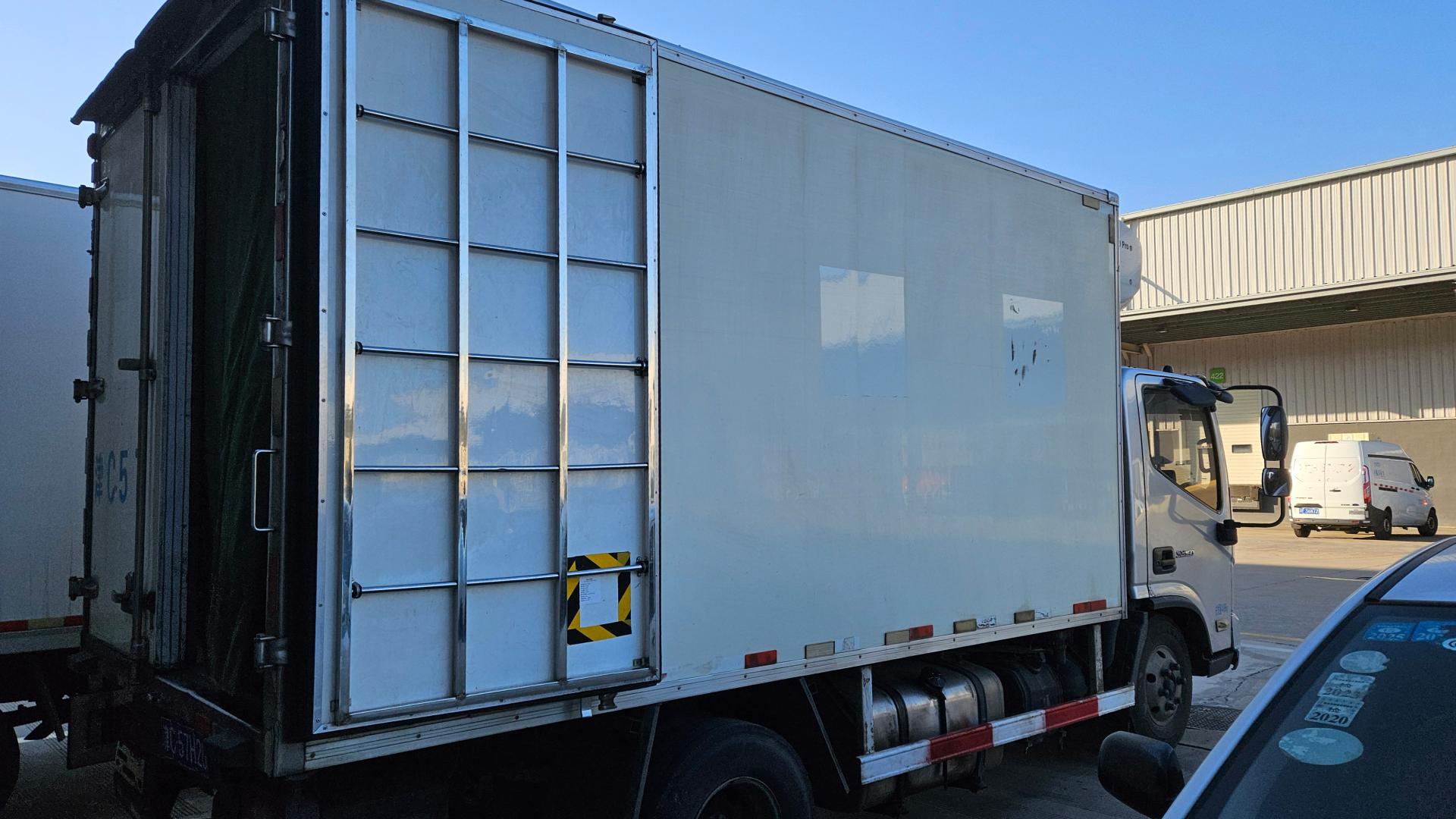 Refrigerated Truck Thermal Insulation Technology