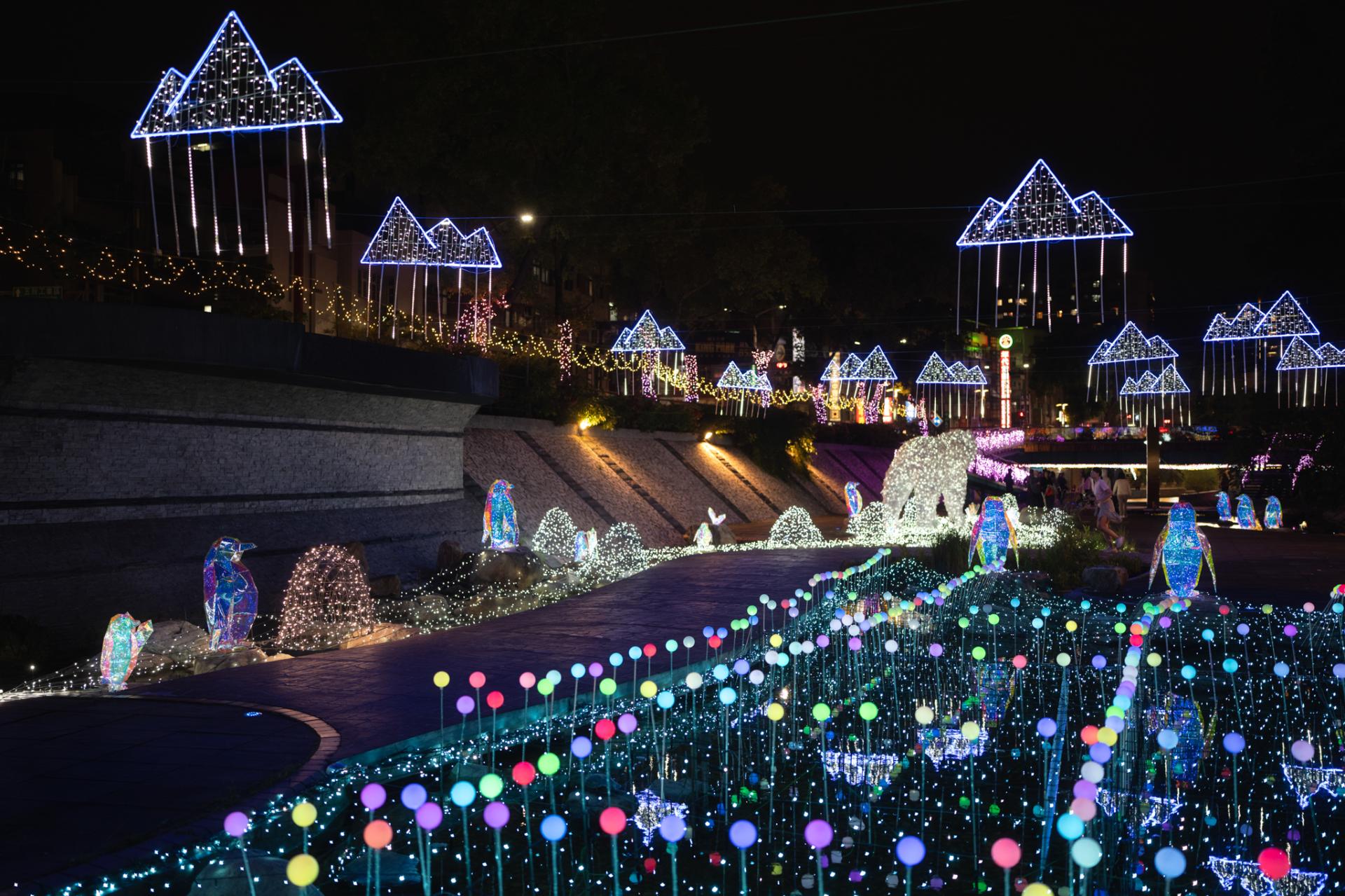 2026 Zhonggang Canal Projection Mapping — Starlight Galaxy