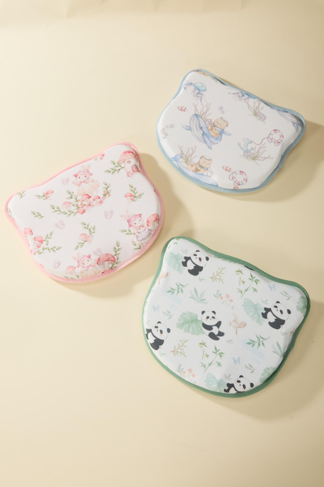 Bear-shaped Baby Anti-roll Pillow