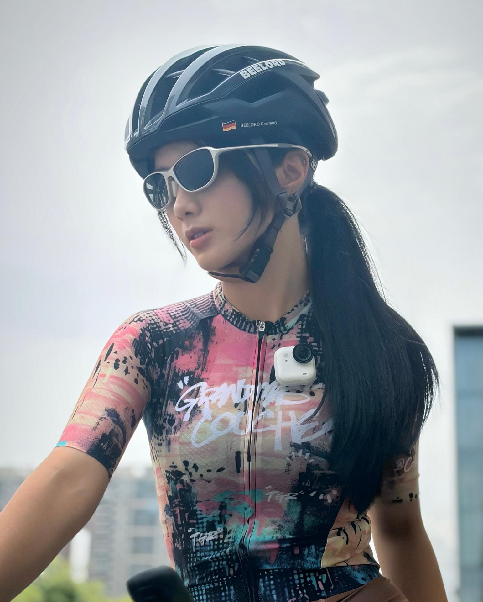 SEROVA (Reshape)  Light Sports Sunglasses