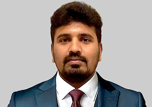 Driving Innovation and Efficiency: Veeresh’s Impact on Software Modernization and Supply Chain Solutions